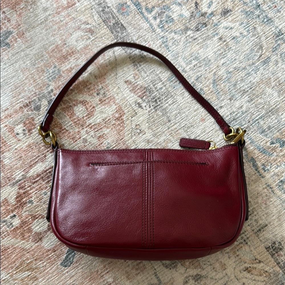 Fossil Red Leather Small Crossbody Bag with Gold Hardware - Picture 4 of 12